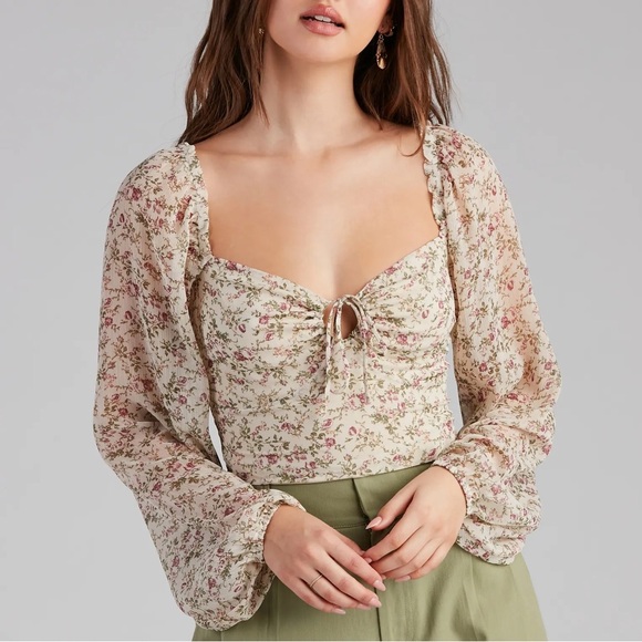 Floral chiffon sweetheart top - Picture 8 of 9